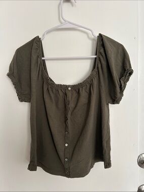 American Eagle Outfitters Olive Scoop-Neck Button Blouse